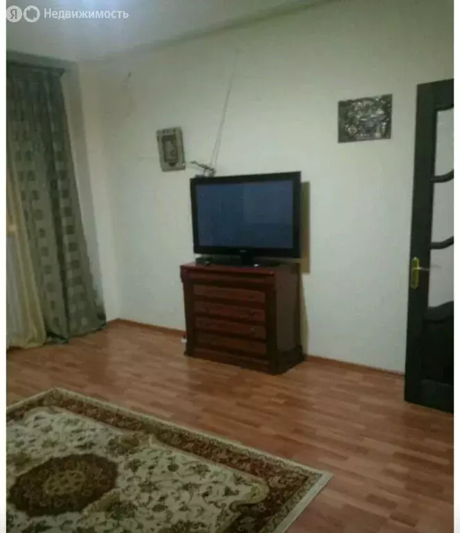 2-комнатная квартира: Махачкала, улица Юсупа Акаева, 27А (75 м) - Фото 1