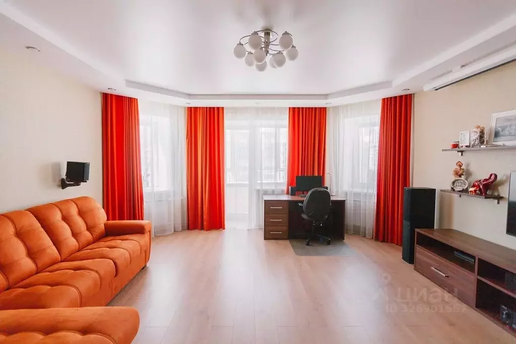 2-к кв. Свердловская область, Екатеринбург ул. Циолковского, 34 (72.1 ... - Фото 1