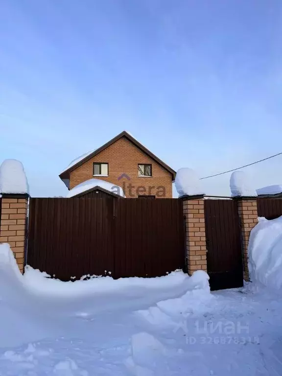 Дом в Татарстан, Высокогорский район, с. Семиозерка Центральная ул. ... - Фото 1