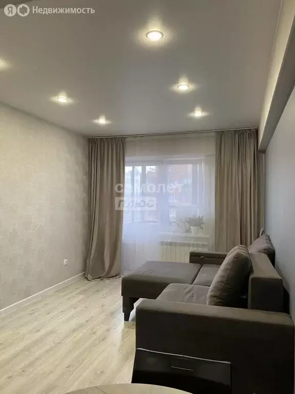 Квартира-студия: Иркутск, Братская улица, 7/9 (32 м) - Фото 1