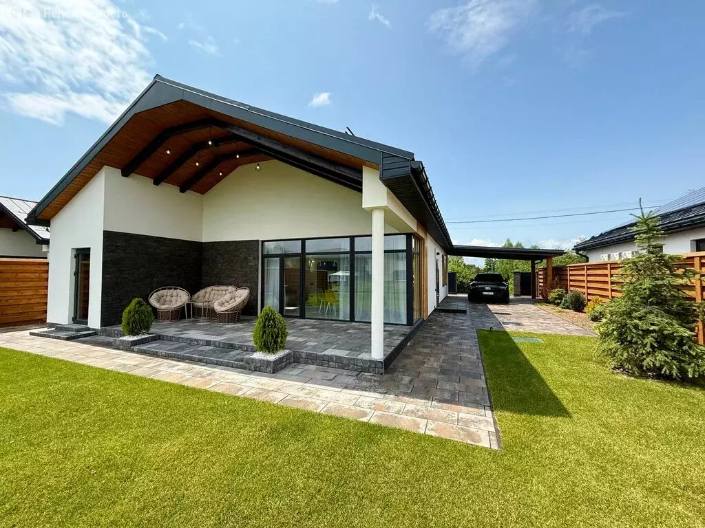 Дом в Краснодар, микрорайон Северный, улица Александра Берлизова, 50 ... - Фото 1