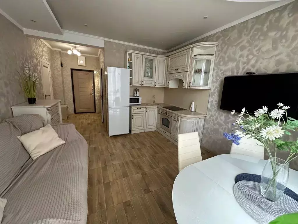 2-к кв. Краснодарский край, Сочи Центральный мкр, ул. Войкова, 27 ... - Фото 0