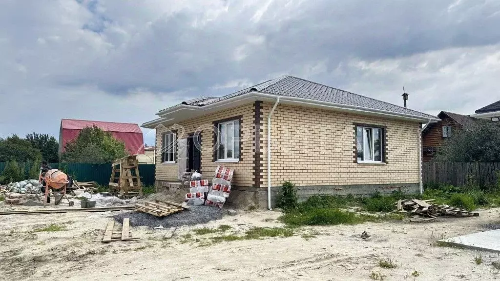 Дом в Тюменская область, Тюмень Березняки СНТ, ул. Центральная (100 м) - Фото 1