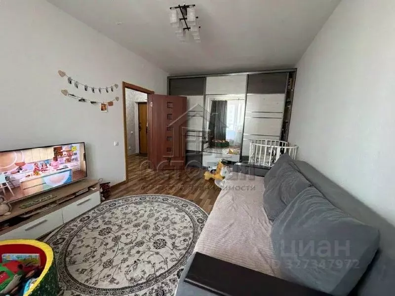 1-к кв. Красноярский край, Красноярск наб. Ярыгинская, 17 (36.6 м) - Фото 2