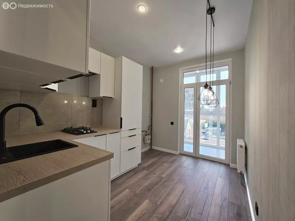 1-комнатная квартира: Калининград, улица Аллея Смелых, 204к1 (36.37 м) - Фото 2