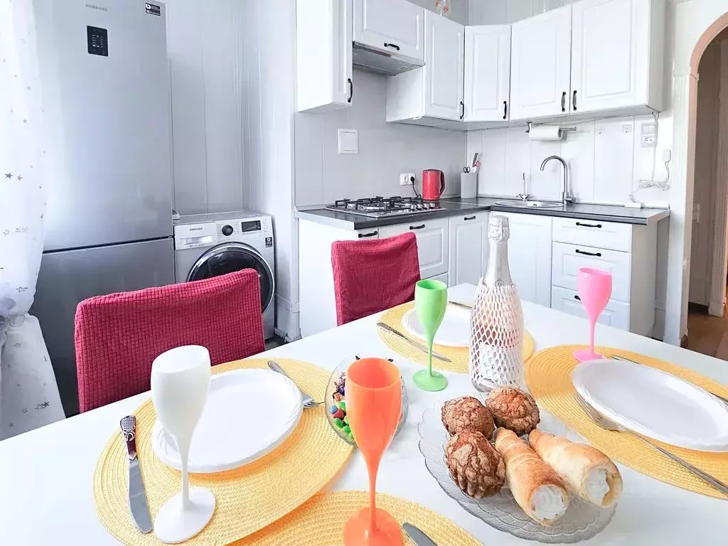 3-к кв. Санкт-Петербург Лифляндская ул., 8 (78.0 м) - Фото 0