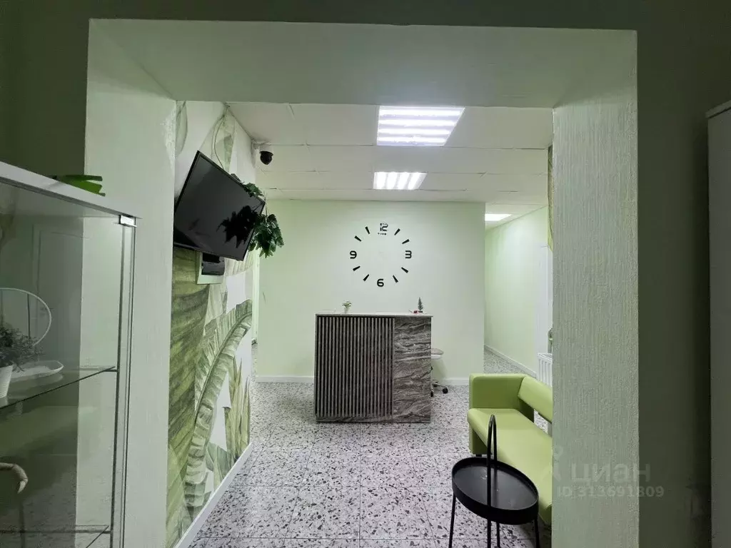 Помещение свободного назначения в Ленинградская область, Мурино ... - Фото 1
