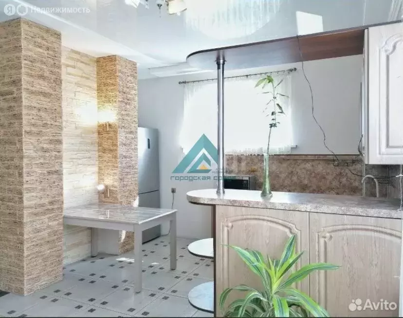 Дом в Оренбург, Лобовская улица, 71 (180 м) - Фото 0