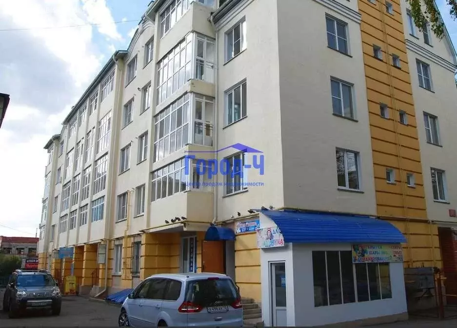 1-комнатная квартира: Чебоксары, улица Николая Ильбекова, 4к1 (47.7 м) - Фото 0