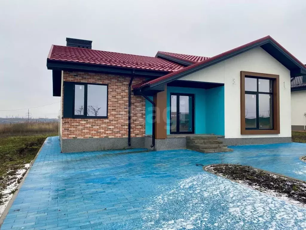 Дом в Белгородская область, Белгородский район, Дубовское с/пос, с. ... - Фото 0