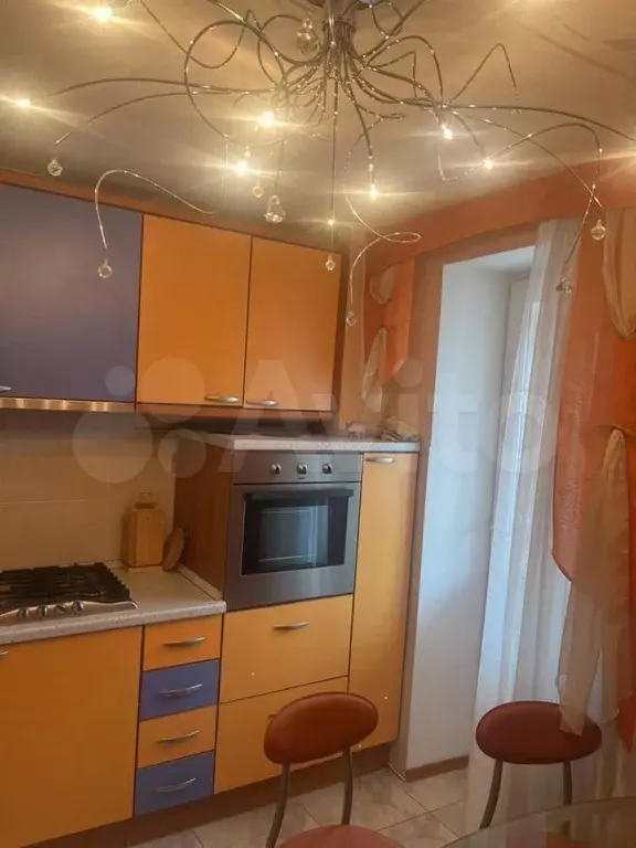 2-к. квартира, 50 м, 1/9 эт. - Фото 0