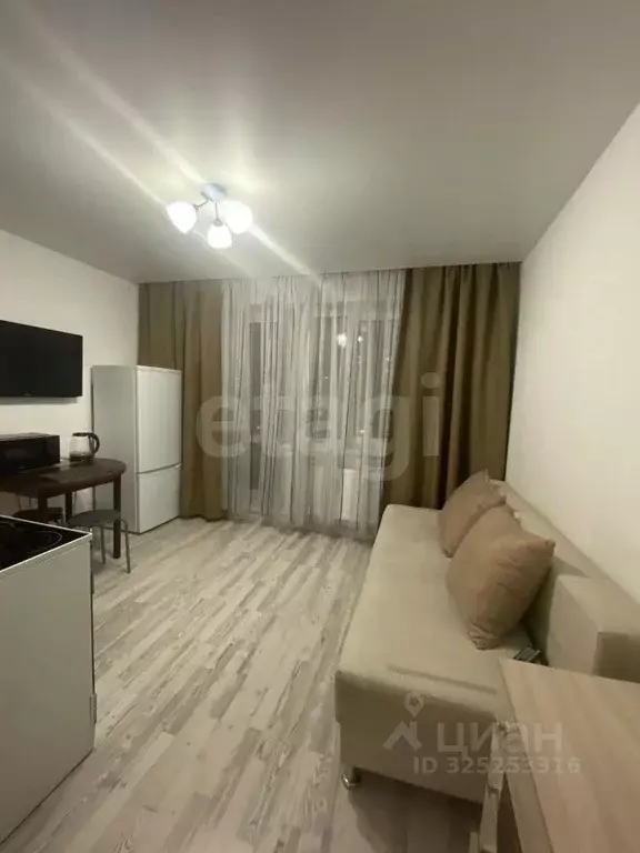 Студия Тюменская область, Тюмень Интернациональная ул., 199 (27.0 м) - Фото 1