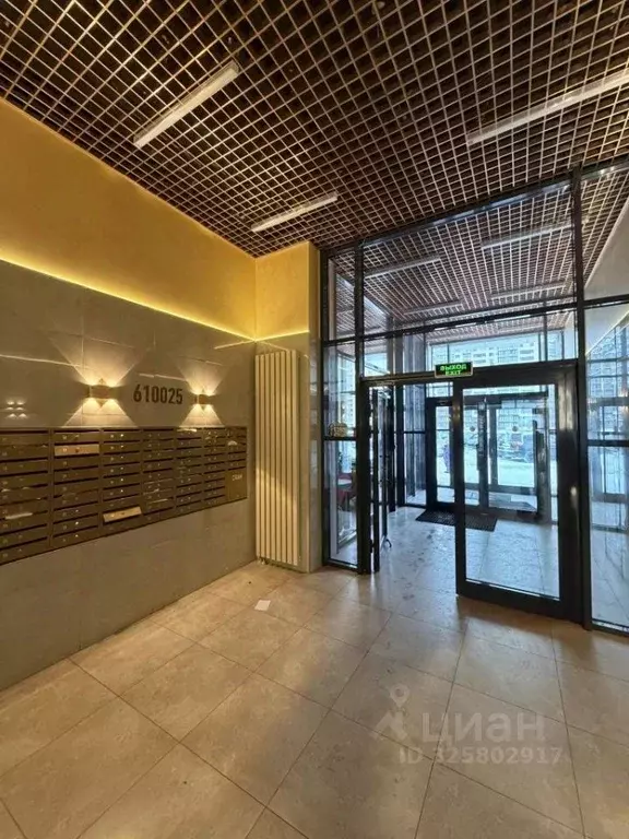 3-к кв. Кировская область, Киров ул. Ивана Попова, 97 (88.4 м) - Фото 2