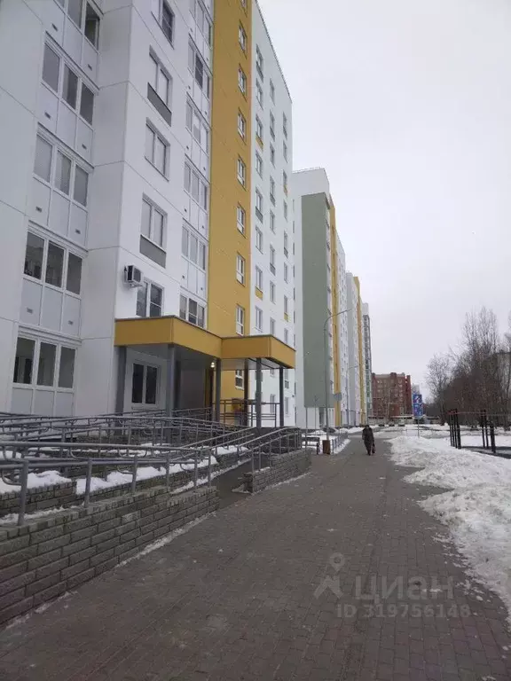 3-к кв. Нижегородская область, Нижний Новгород ул. Героя Советского ... - Фото 0
