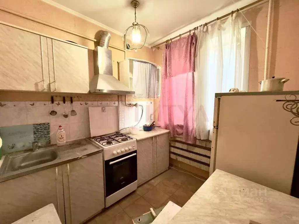 1-к кв. Белгородская область, Старый Оскол Интернациональный мкр,  ... - Фото 0