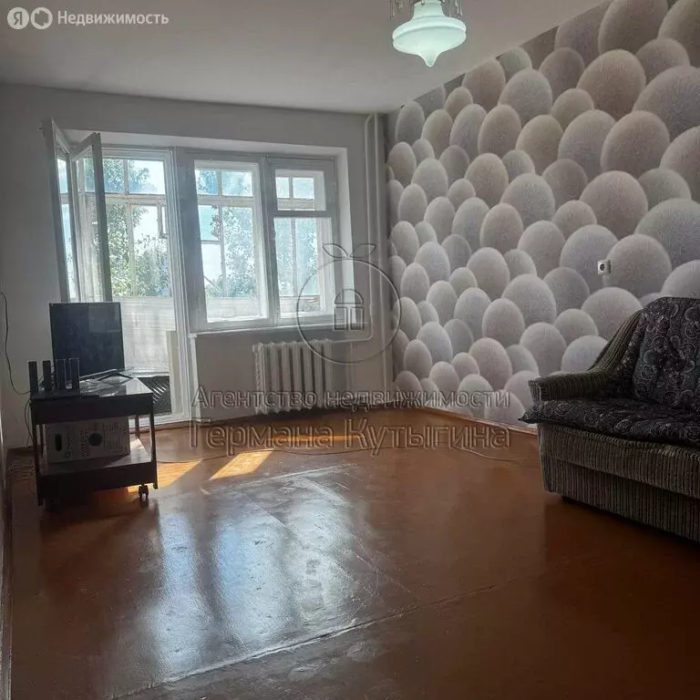 Квартира-студия: Волгоград, улица Кирова, 133 (46 м) - Фото 0