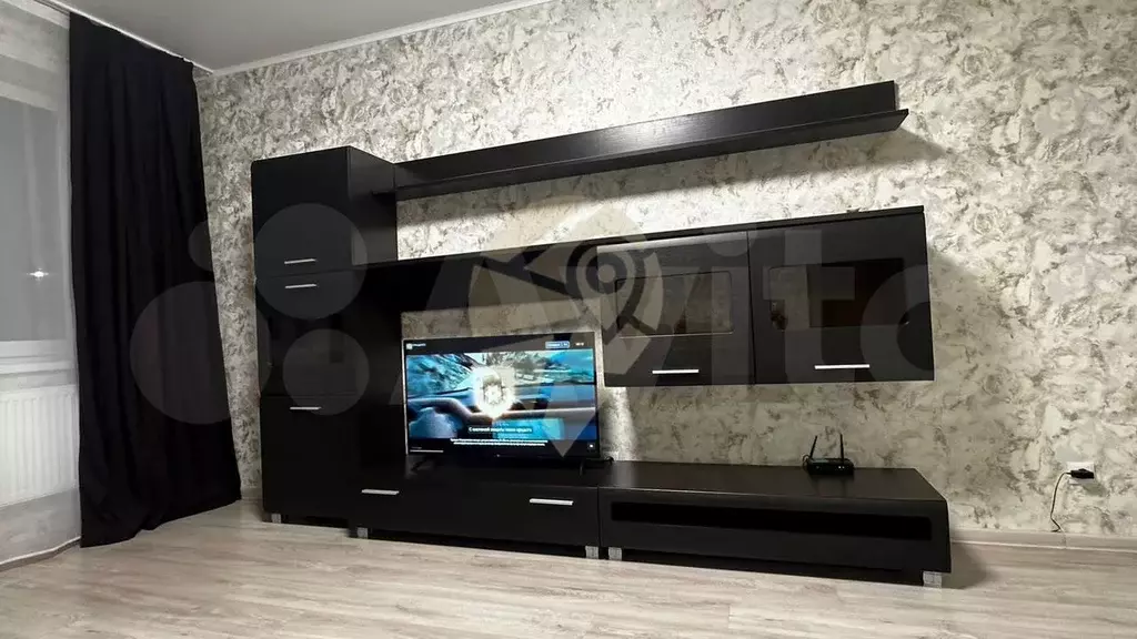 2-к. квартира, 65 м, 1/9 эт. - Фото 1