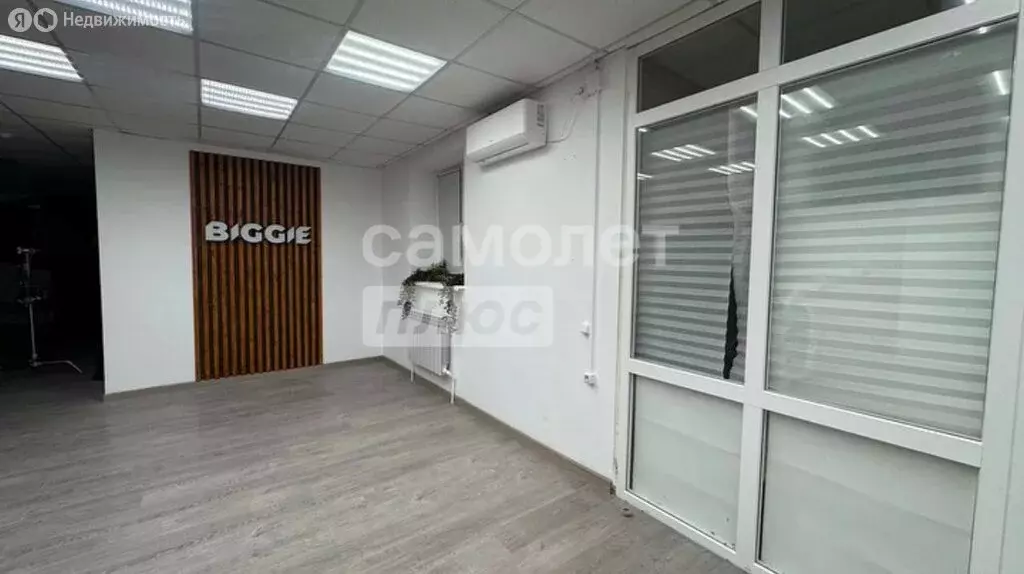 Помещение свободного назначения (137 м) - Фото 1