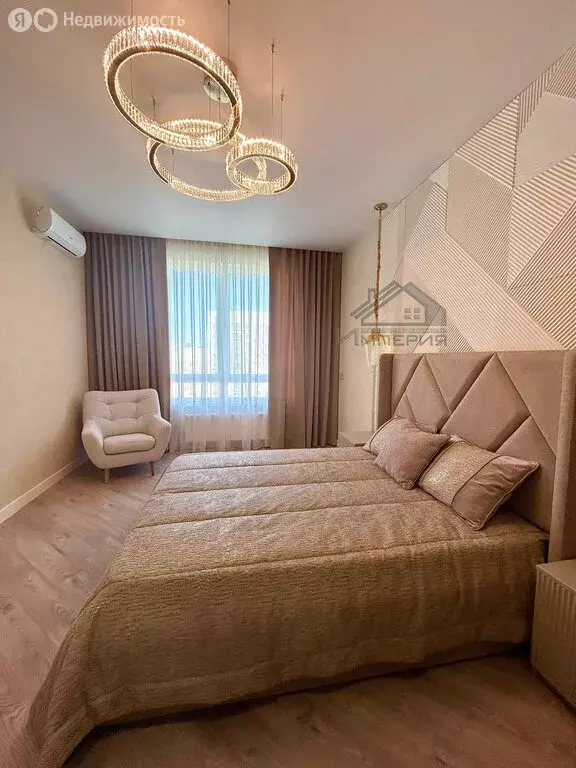3-комнатная квартира: Казань, Чистопольская улица, 88 (90 м) - Фото 0