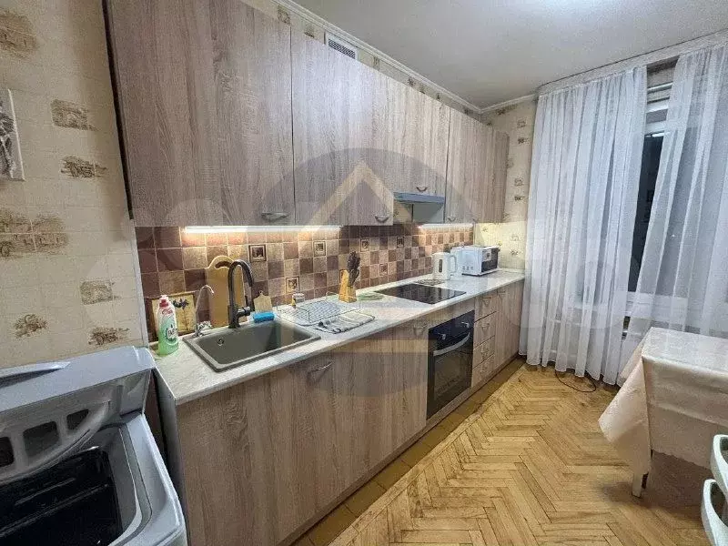 3-к. квартира, 60 м, 6/9 эт. - Фото 0