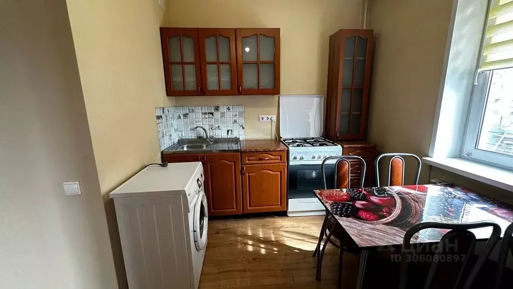 2-к кв. Удмуртия, Ижевск Ленинградская ул., 27 (45.0 м) - Фото 1
