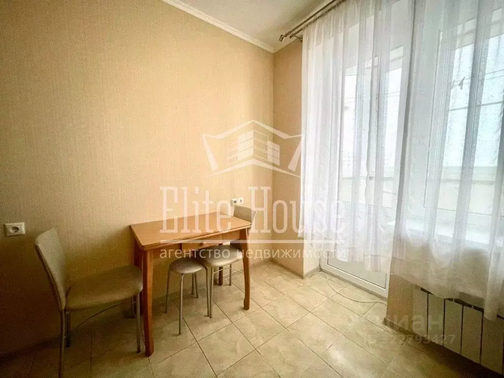 2-к кв. Калужская область, Калуга бул. Сиреневый, 6 (60.0 м) - Фото 2