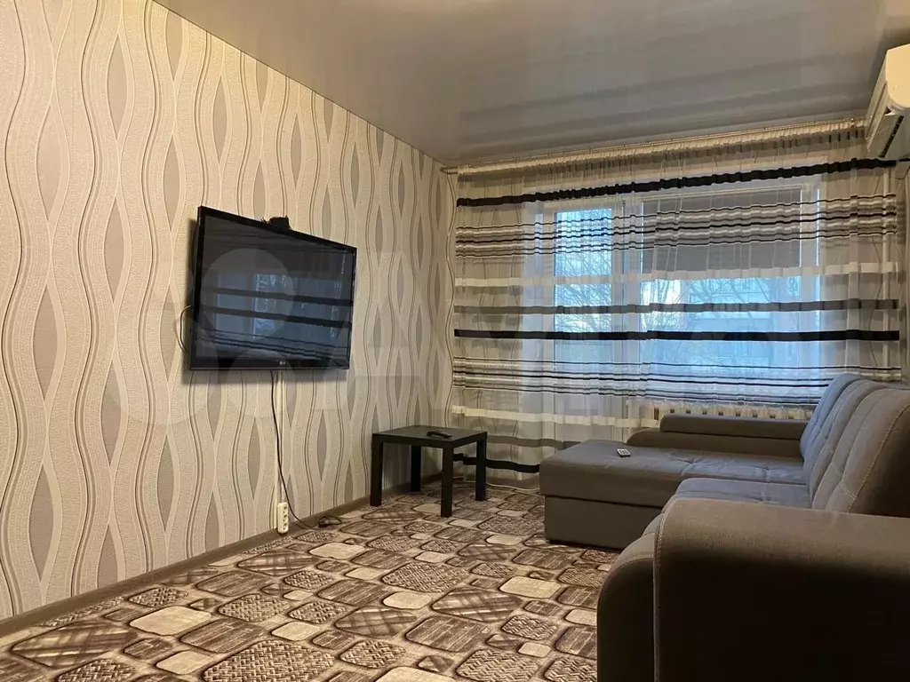 2-к. квартира, 42 м, 4/5 эт. - Фото 1