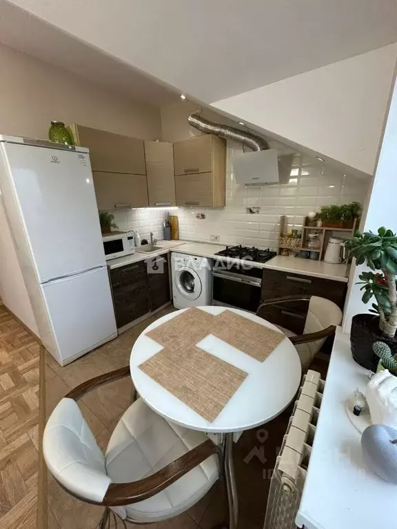 1-к кв. Волгоградская область, Волгоград ул. Тимирязева, 40 (50.8 м) - Фото 1