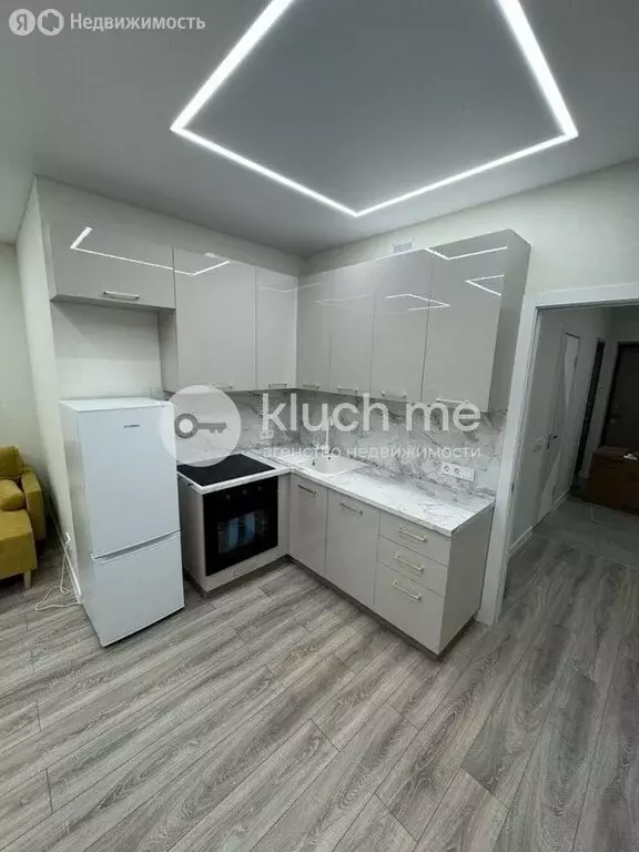2-комнатная квартира: Казань, улица Вишневского, 57А (78 м) - Фото 2