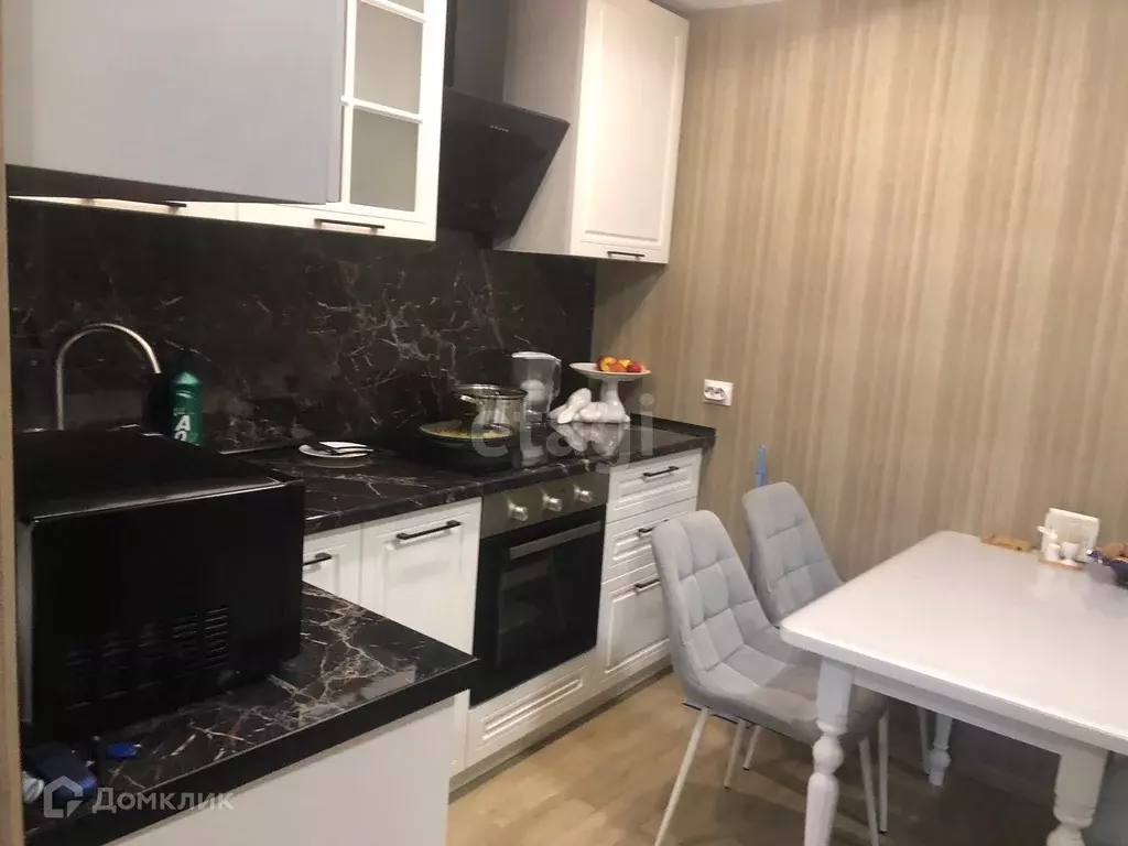 Продаётся 2-к квартира, 60 м - Фото 0
