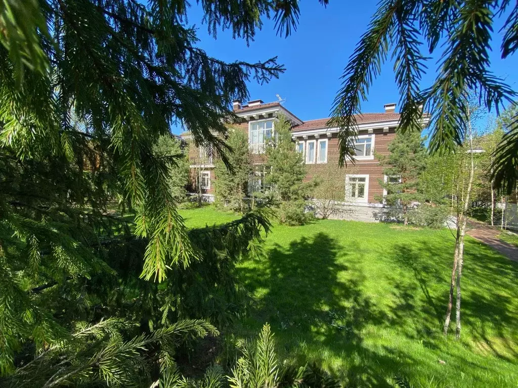 Коттедж в Московская область, Одинцовский городской округ, д. ... - Фото 1