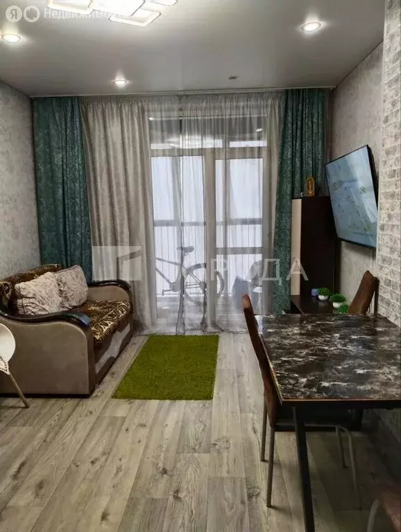 3-комнатная квартира: Новосибирск, Первомайский район, микрорайон ... - Фото 1