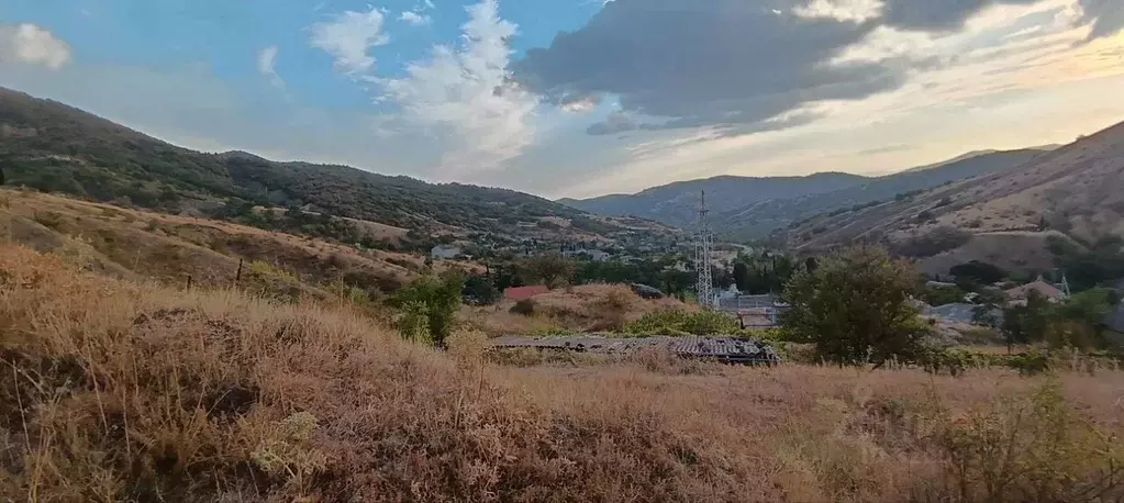 Участок в Крым, Судак муниципальный округ, с. Междуречье ул. Зеленая ... - Фото 1