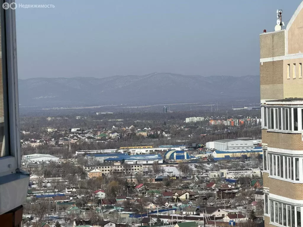 3-комнатная квартира: Артём, улица Фрунзе, 8/3 (73.7 м) - Фото 1