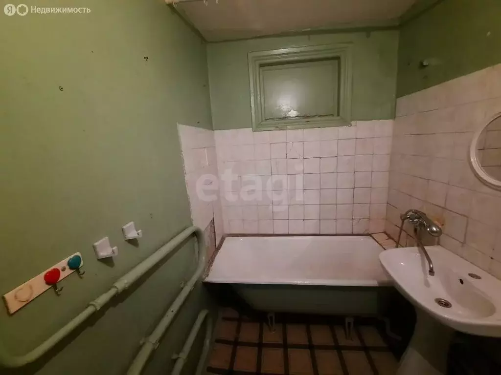 2-комнатная квартира: Курган, улица Коли Мяготина, 145 (43 м) - Фото 2