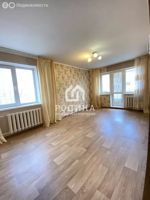 2-комнатная квартира: Комсомольск-на-Амуре, улица Парижской Коммуны, ... - Фото 1