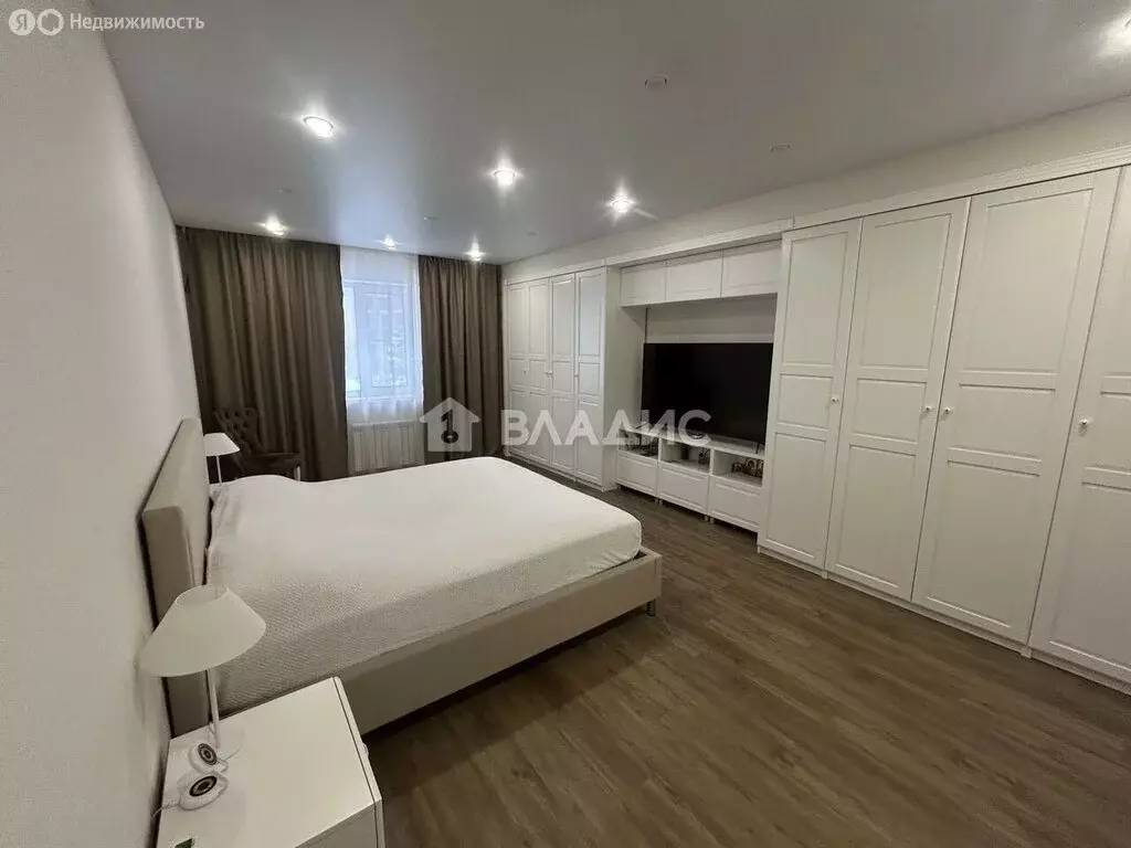 3-комнатная квартира: Звенигород, микрорайон Пронина, 7 (96.6 м) - Фото 1