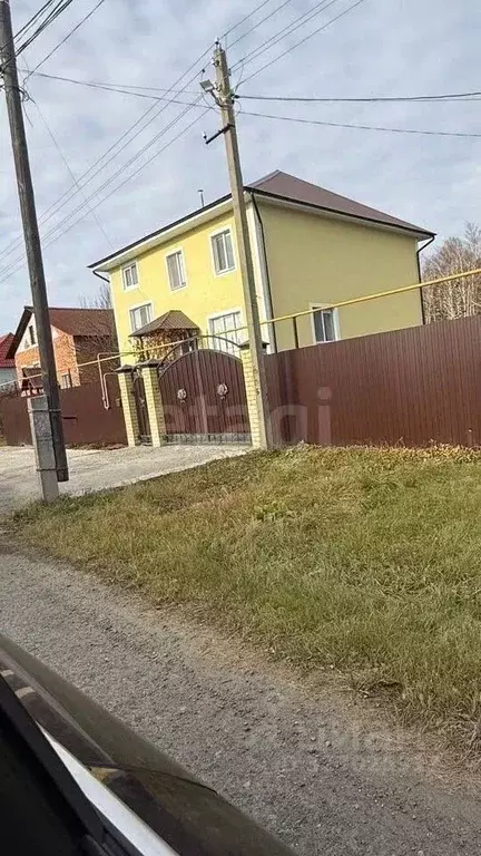 Дом в Курганская область, Курган Радужный мкр, 77 (180 м) - Фото 1