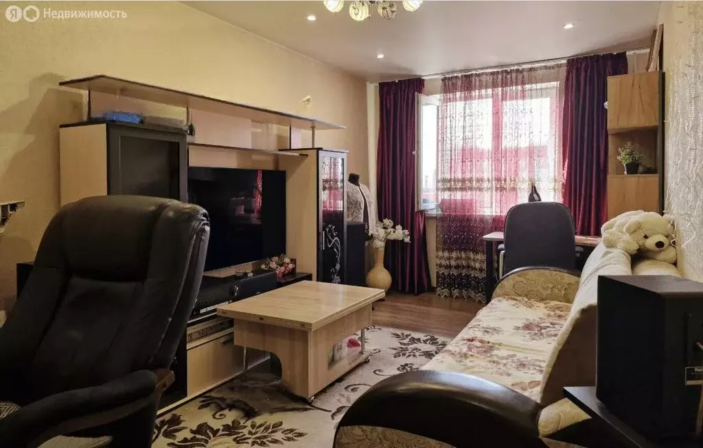 2-комнатная квартира: Тюмень, улица Пермякова, 81 (52.6 м) - Фото 1