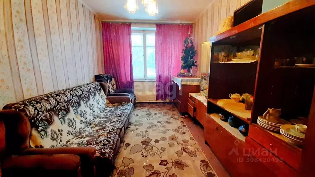 3-к кв. Ленинградская область, Киришский район, Будогощское городское ... - Фото 0