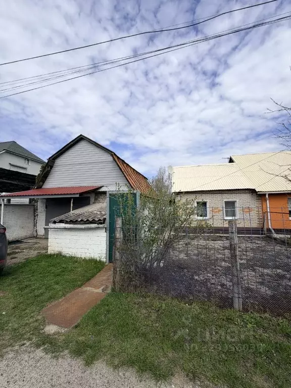 Дом в Пензенская область, Заречный ул. Адмирала Макарова, 11 (50 м) - Фото 1