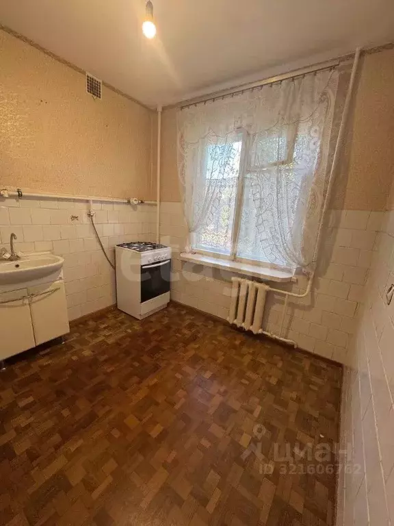 3-к кв. Брянская область, Карачев ул. Тургенева, 7 (48.3 м) - Фото 2