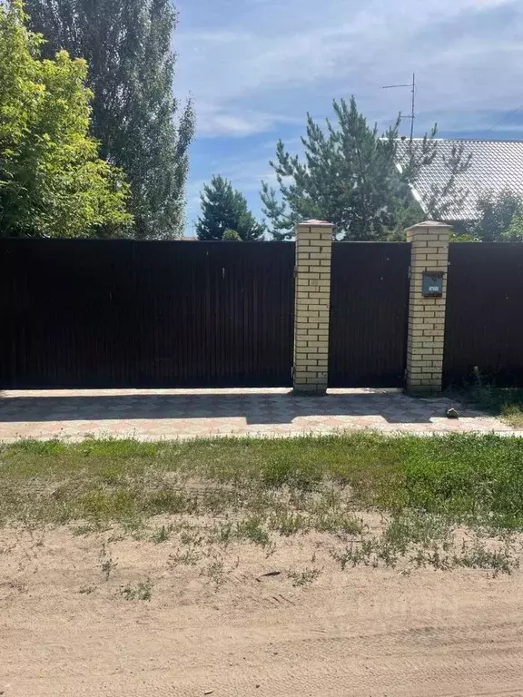 Дом в Омская область, Омский район, Ачаирское с/пос, пос. Набережный ... - Фото 1