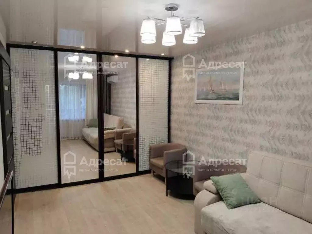 2-к кв. Волгоградская область, Волгоград ул. Курчатова, 8 (41.7 м) - Фото 1