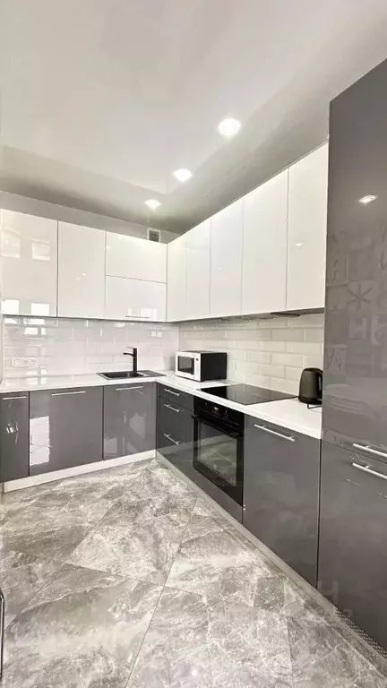 2-к кв. Ленинградская область, Гатчина Пушкинское ш., 13к1 (60.0 м) - Фото 1
