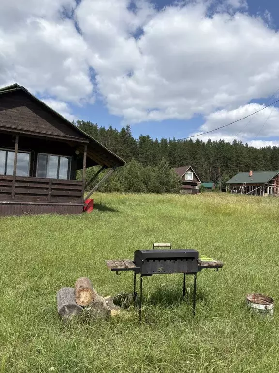 Дом в Пензенская область, Лунинский район, с. Большой Вьяс ул. ... - Фото 2
