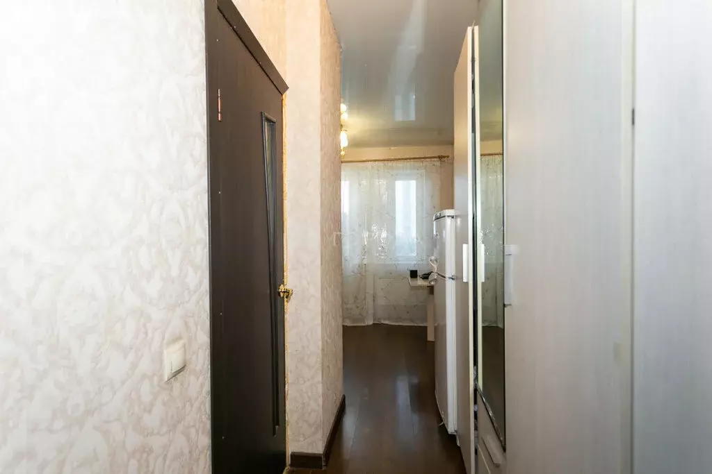 Квартира-студия: Новосибирск, улица Виктора Уса, 11 (18 м) - Фото 0