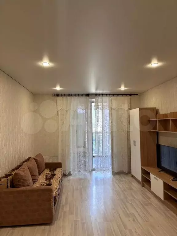 2-к. квартира, 35 м, 7/10 эт. - Фото 1