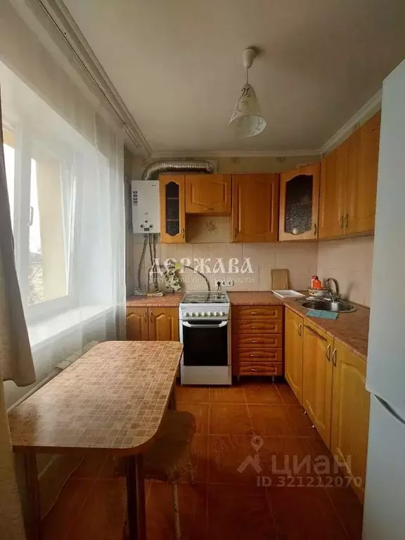 2-к кв. Белгородская область, Старый Оскол ул. Ленина, 67/9 (43.0 м) - Фото 0