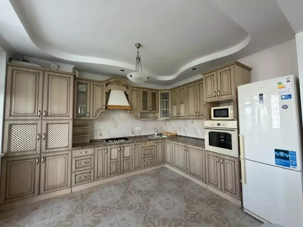 3-к кв. Крым, Симферополь ул. Исмаила Гаспринского, 9Б (106.0 м) - Фото 1